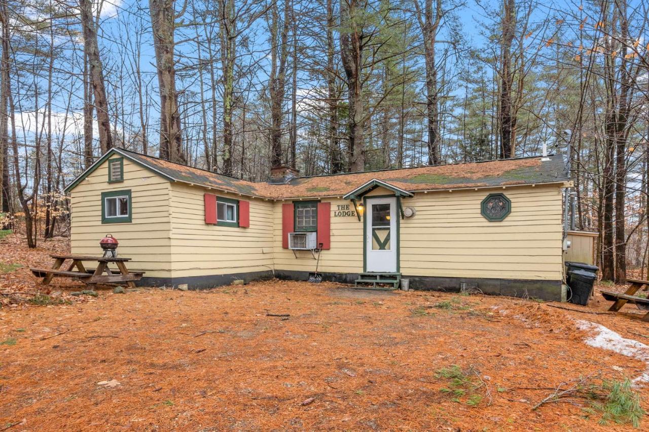 Sun Valley Cottages Laconia Exterior photo