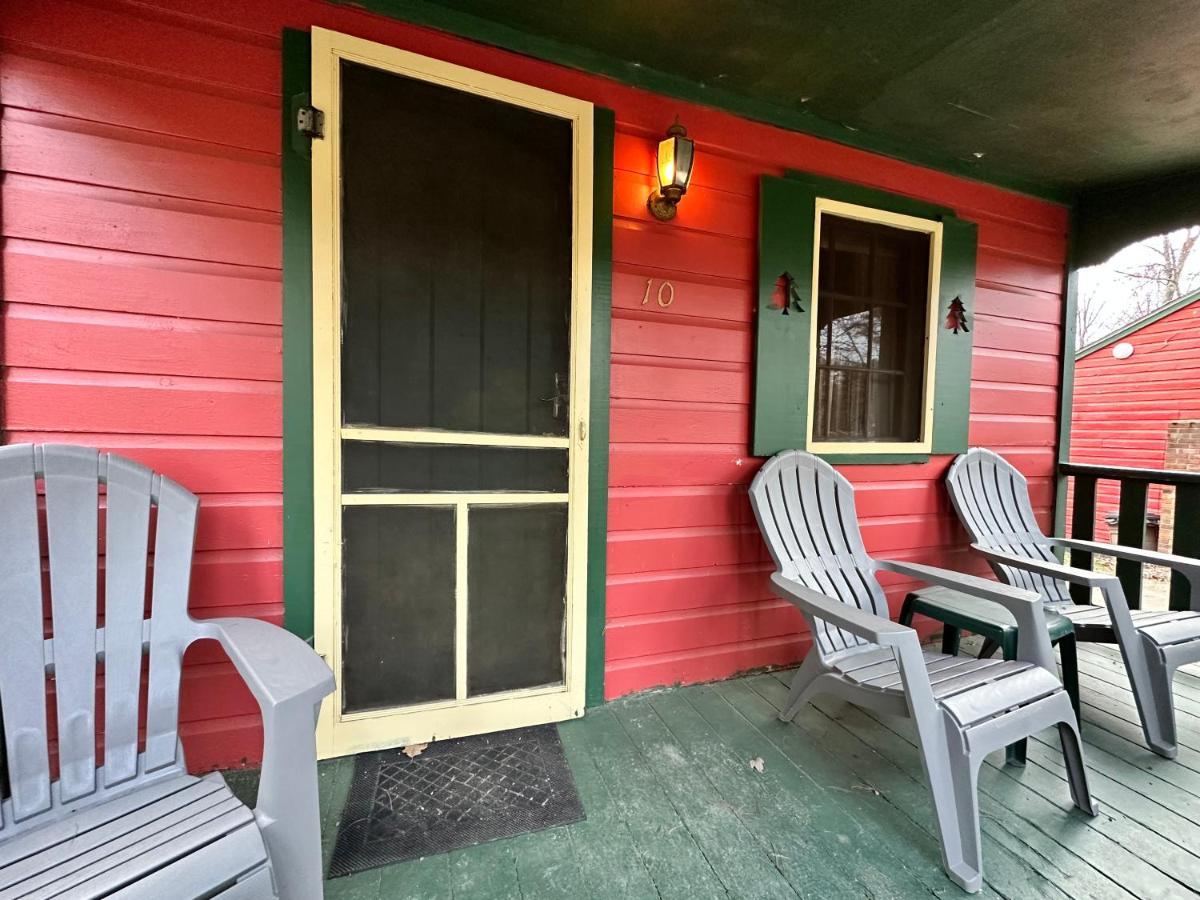 Sun Valley Cottages Laconia Exterior photo